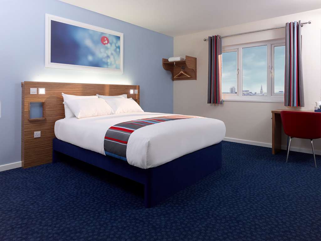 Travelodge Wirral Eastham Hooton Zimmer foto